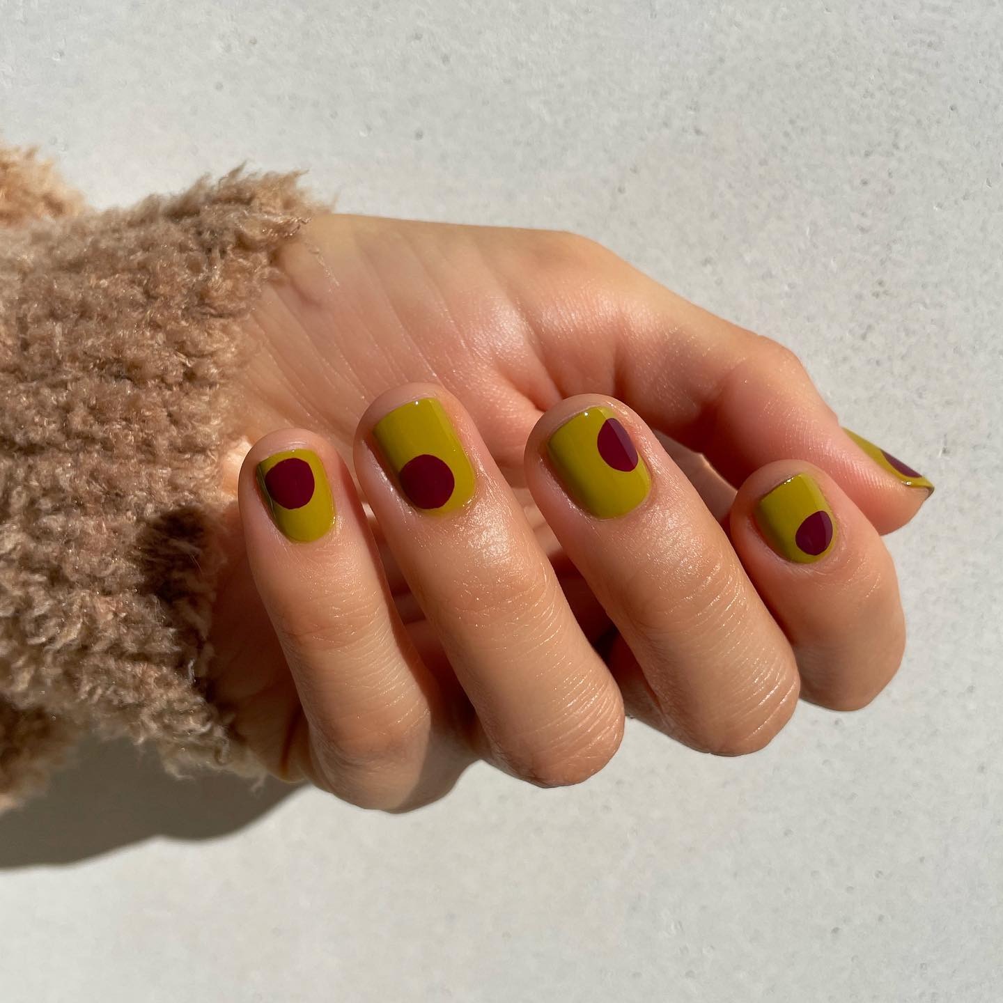 Olive nail art