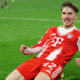 FC Bayern: So tickt Shootingstar Lennart Karl! Familie, Umzug, Berater, Lifestyle – Karl-Kosmos!