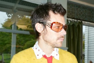 Harry Styles Releases New Single "Aperture"