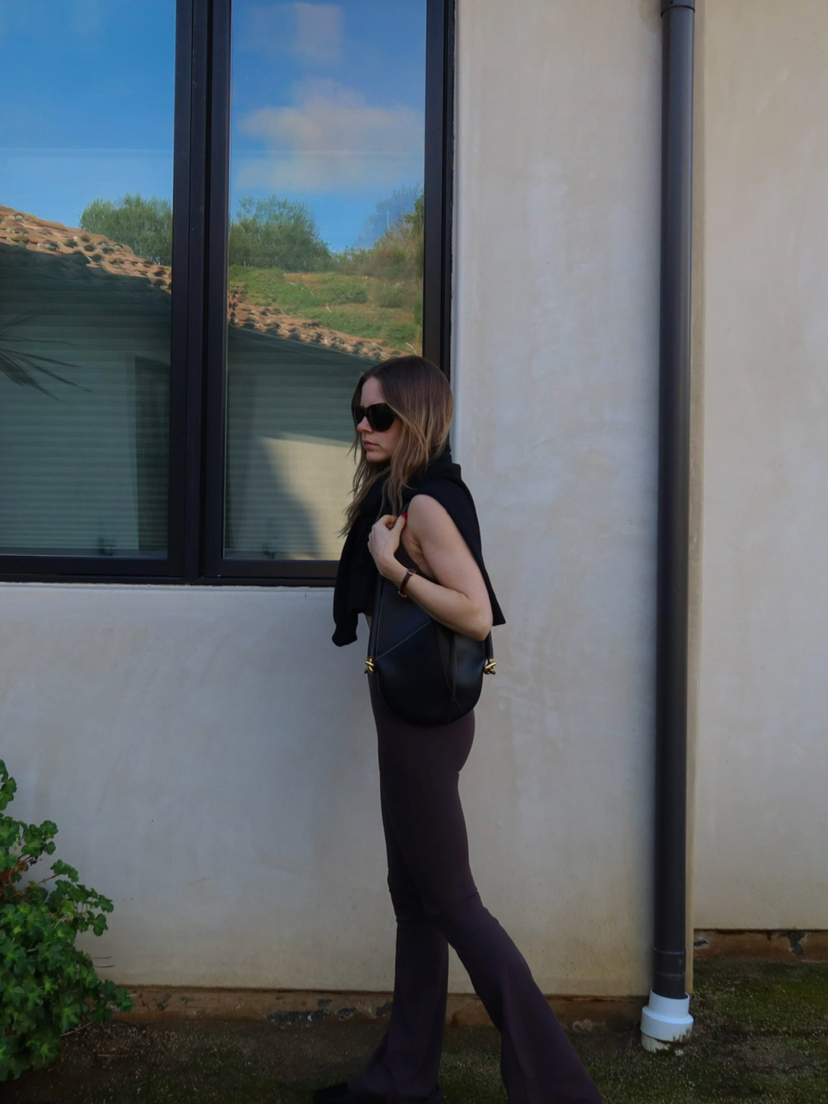 nikki wears adanola leggings