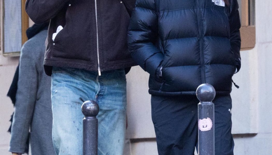 I See This Low-Key Winter It Item on Every Cool Girl in NYC, But Dua Lipa Packed It For Paris