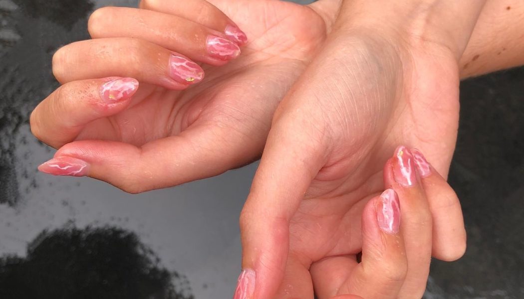 I'm Obsessed With Short Nails—19 Designs On My "To-Request" List