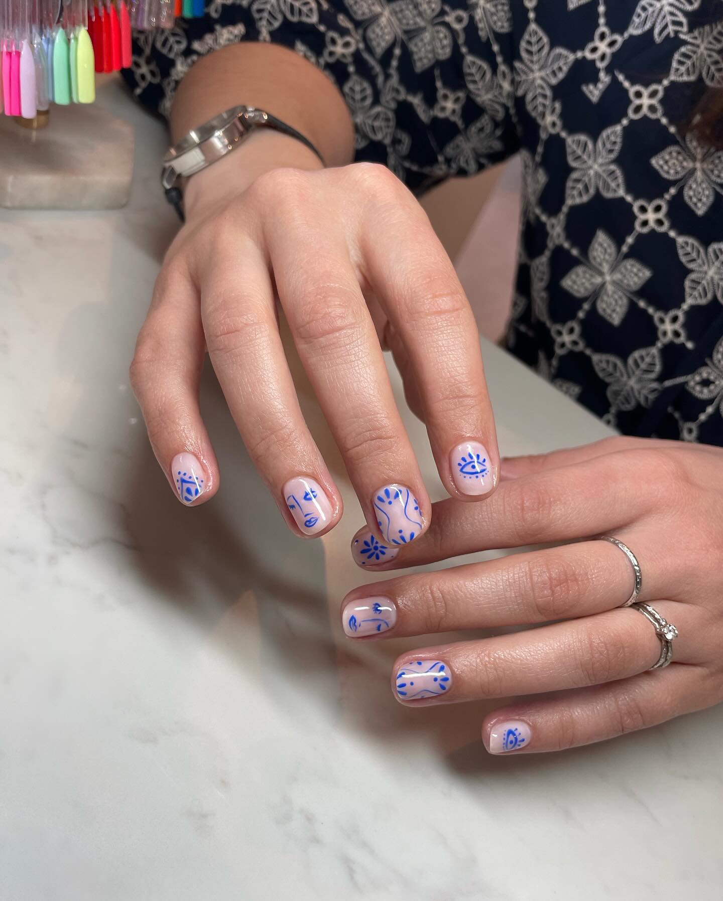 nail art on short nails