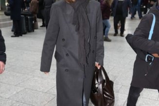 In Paris, This Color-Styling Trick Is What the Chicest Dressers Do Differently in 2026