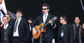 John Mayer Gives Tearful Eulogy, Performs “Ripple” at Bob Weir’s Memorial