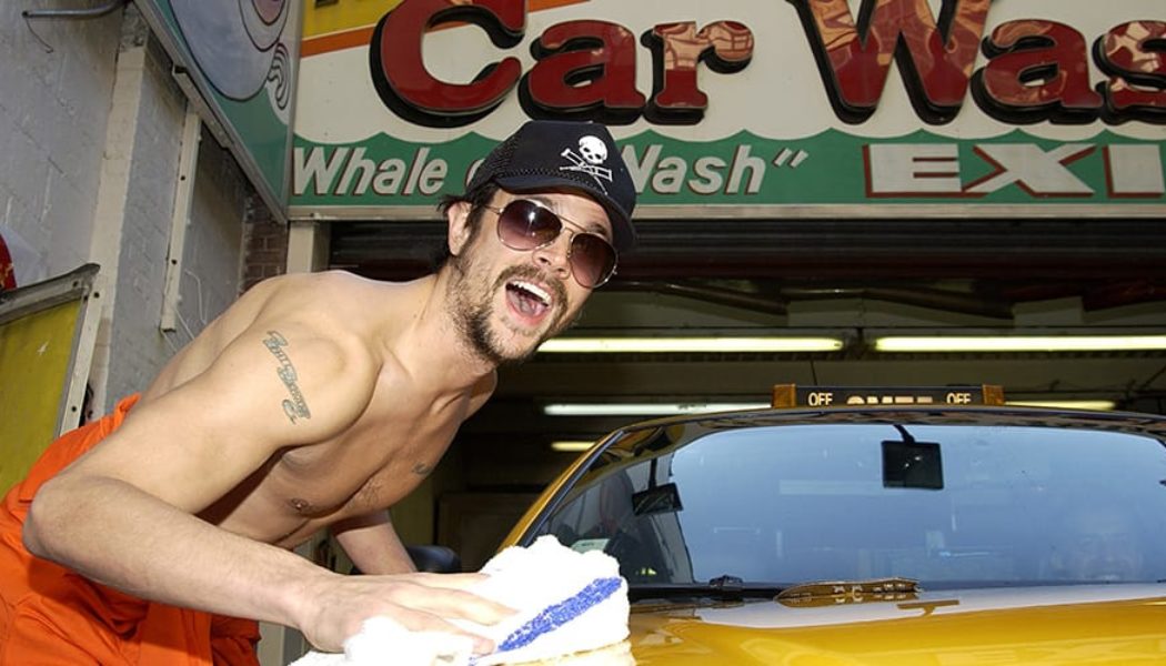 Johnny Knoxville Announces Official Release Date for ‘Jackass 5’