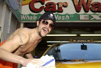 Johnny Knoxville Announces Official Release Date for ‘Jackass 5’