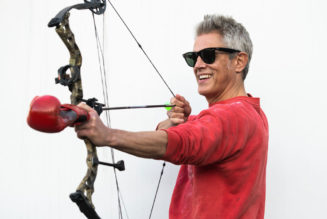 Johnny Knoxville Avoiding Concussions for Jackass 5: "I Just Can’t Get Hit in the Head Anymore"