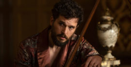 Kit Harington “Genuinely Angered” by Negative Game of Thrones Finale Reviews