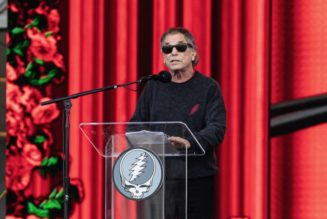 Mickey Hart Eulogizes Bob Weir at His Memorial: "He Was a True Original"