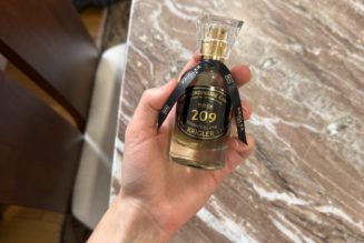 My Husband Can’t Stop Complimenting My Scent—This “Royal” Fragrance Beloved By Aristocrats Is Key