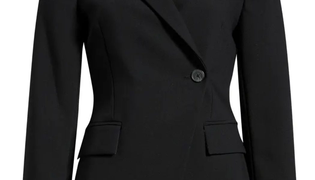 My Sister Is in Desperate Need of a 2026 Closet Upgrade—11 Chic Nordy Finds I Texted Her