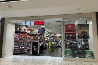 Power To The CEO: GameStop Shuttering Over 400 Stores In 42 States As Head Honcho Pushes For $35 Billion Payout
