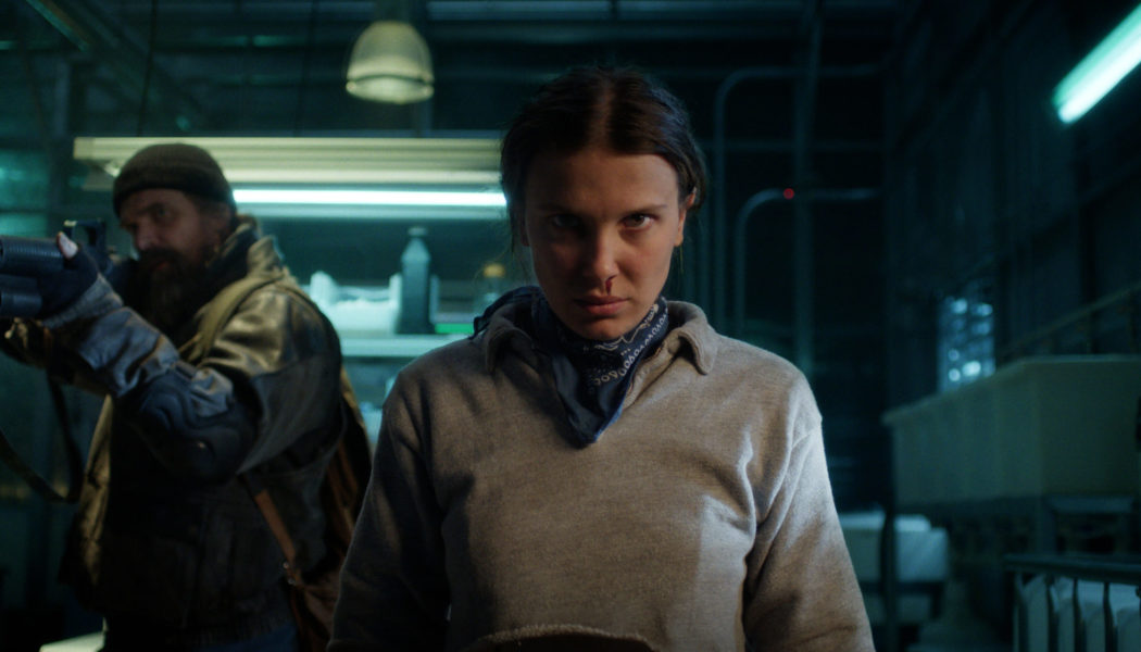 'Stranger Things' Fans Look Ridiculous After Crashing Netflix Waiting For Nonexistent Secret Episode