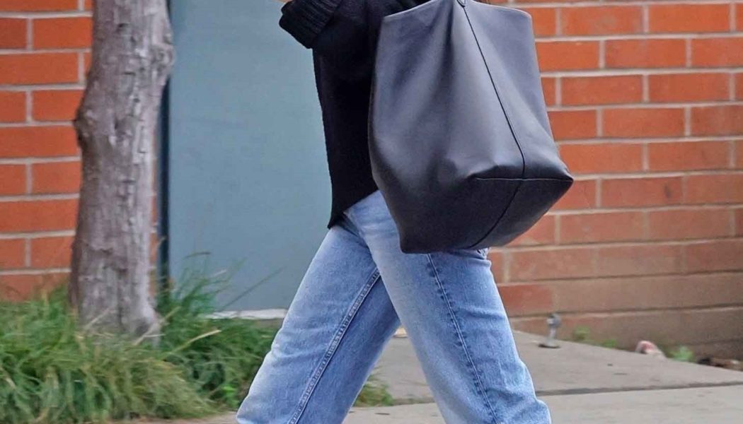 The 2026 Denim Trend Chic Women Over 50 Are Wearing With Chelsea Boots