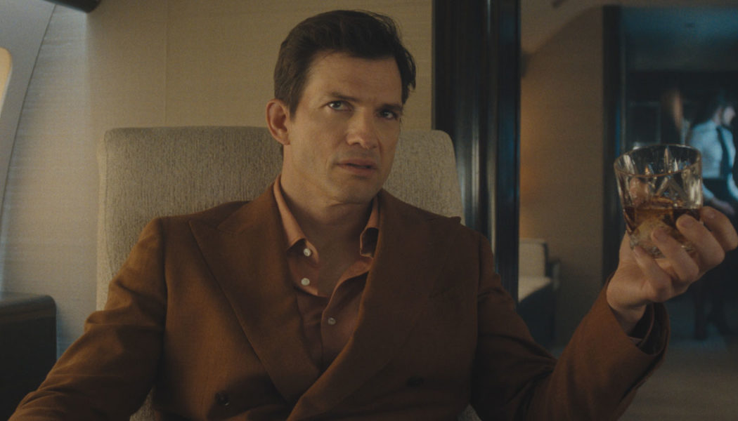 The Beauty Review: Ryan Murphy's Deranged X-Files Remix Knows that It's Camp