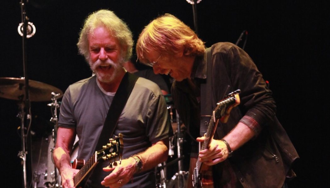Trey Anastasio Pays Tribute to Bob Weir: "He Was the Last Actual Hippie"