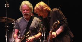 Trey Anastasio Pays Tribute to Bob Weir: “He Was the Last Actual Hippie”