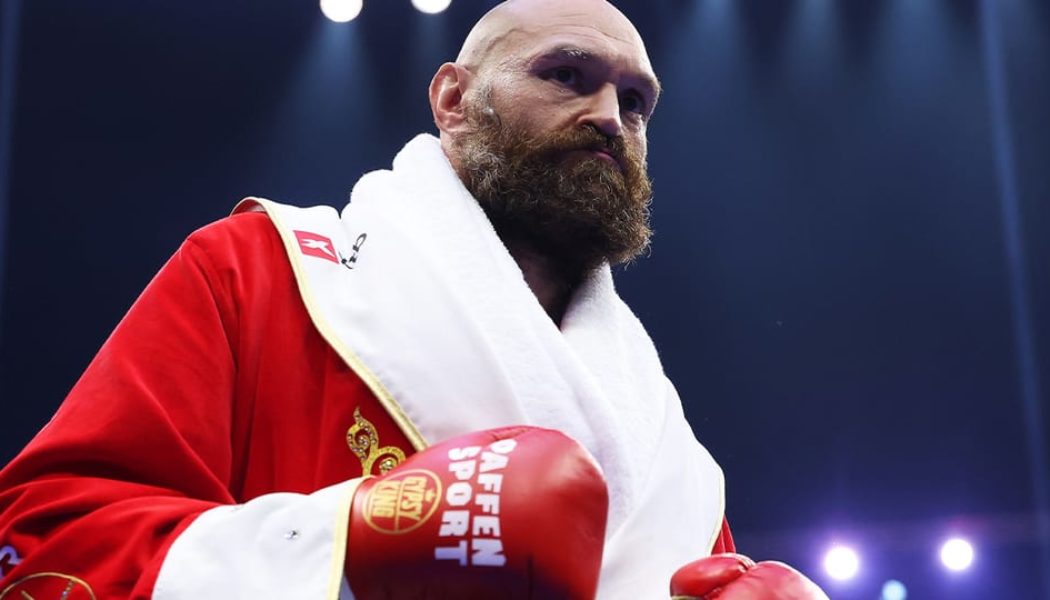 Tyson Fury Announces His Return To Boxing