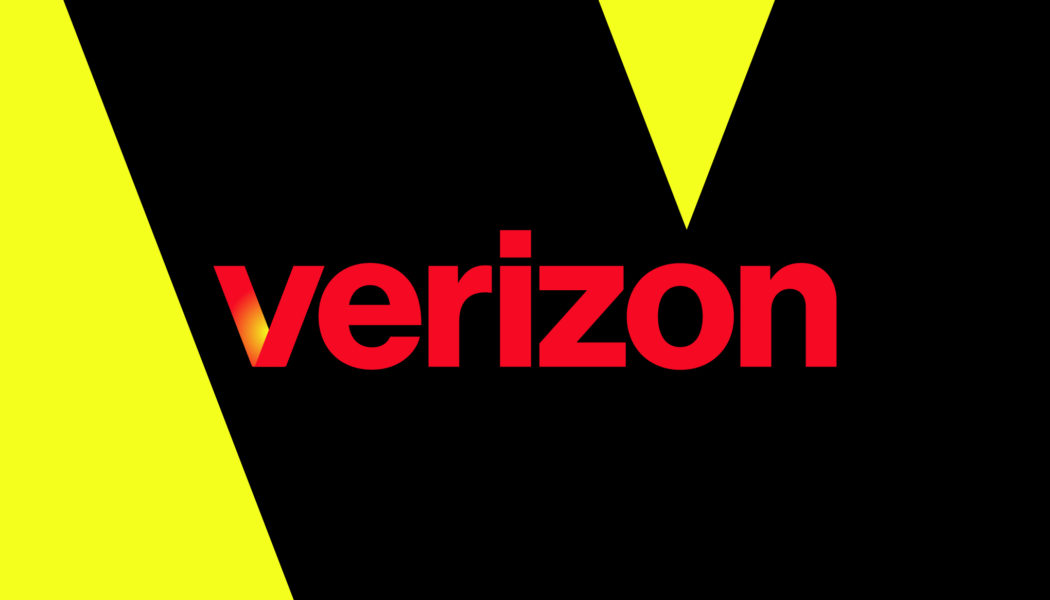 Verizon’s wireless network is down for many people nationwide