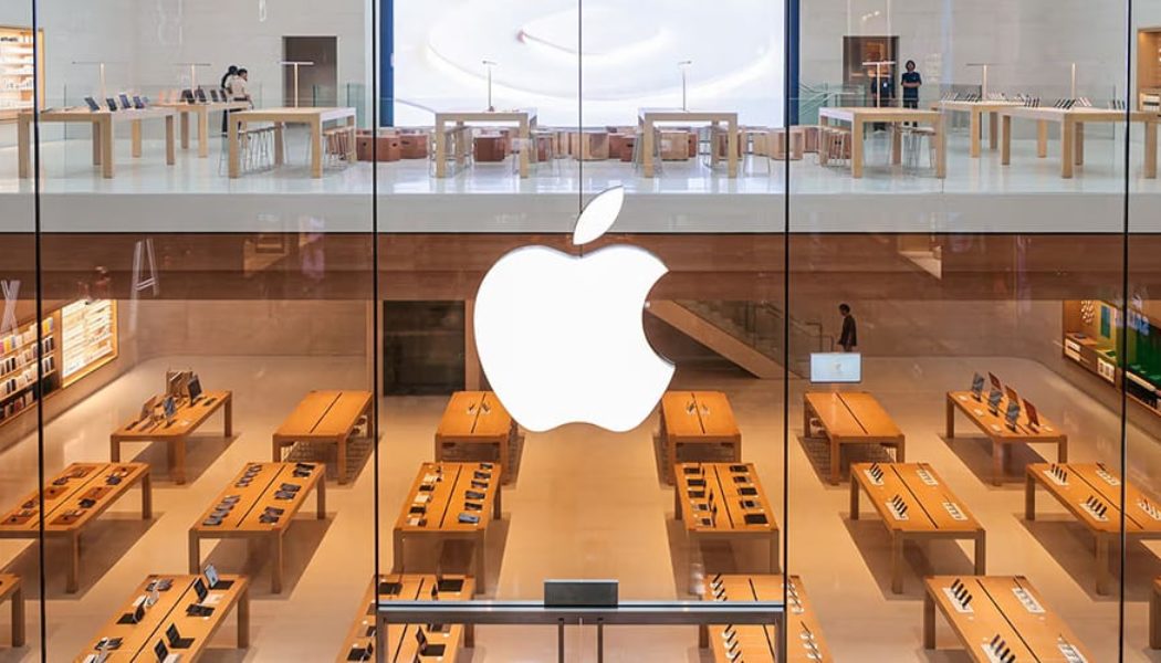 Apple Reportedly Readies iPhone 17e, New-Gen iPads and MacBooks for Early 2026 Release