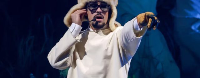 Bad Bunny’s ‘DeBÍ TiRAR MáS FOToS’ Returns to No. 1 on the Billboard 200