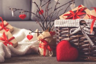 Boo Boxes, Christmas Eve Baskets and Now Galentine’s Hampers: Why This Year Love (and a Few Gifts) Is All You Need