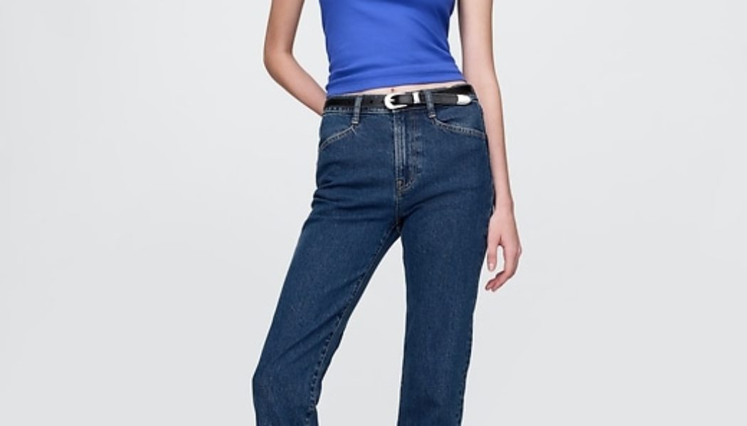 Gap Jeans Are On Sale This Weekend—These 16 Pairs Will Sell Out First
