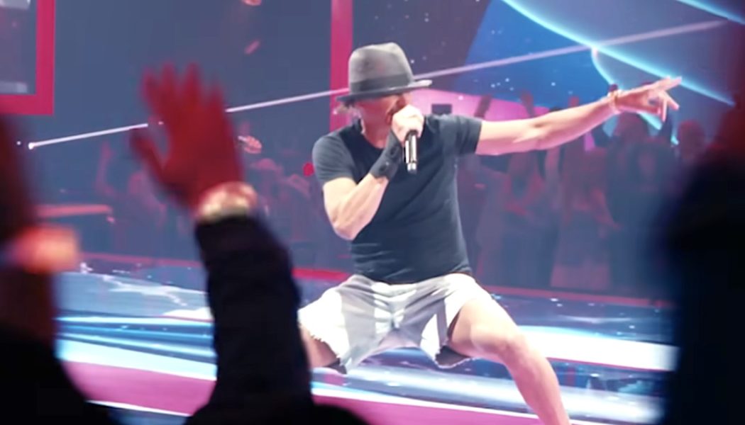 Kid Rock Says He Wasn't Lip Syncing, He Was Just "Out of Sync"