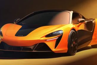 McLaren Honors 10th F1 Title With Artura Spider MCL39 Championship Edition