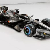 McLaren Unveils MCL40 in "Papaya" Colorway for F1 2026