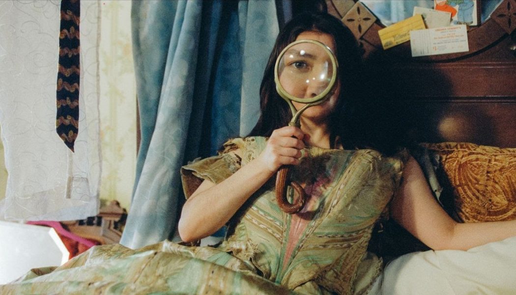 Mitski Announces 2026 Tour, Unveils New Song "I'll Change for You"