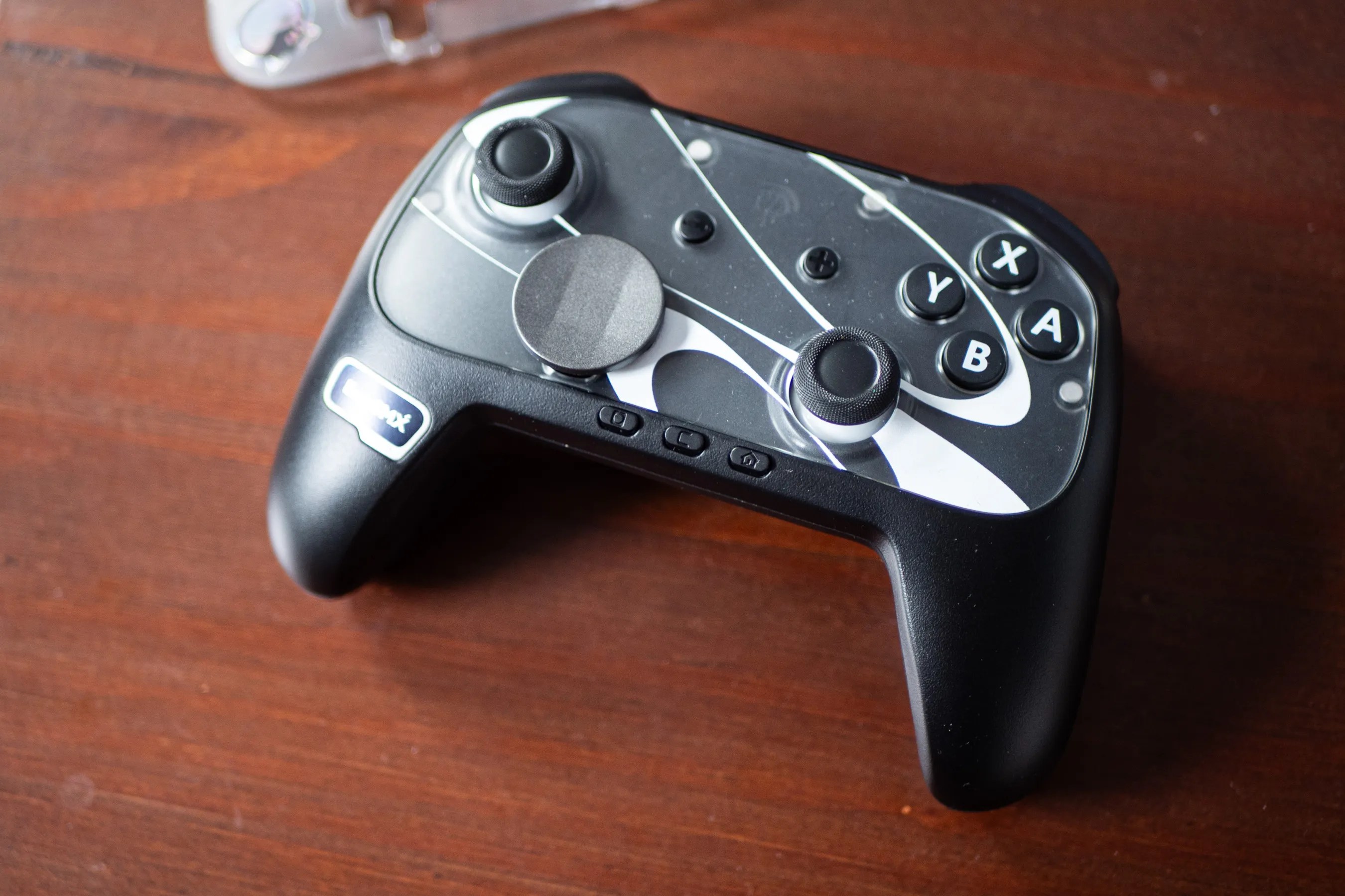 257974_Best_Switch2_controllers_CFaulkner_0002