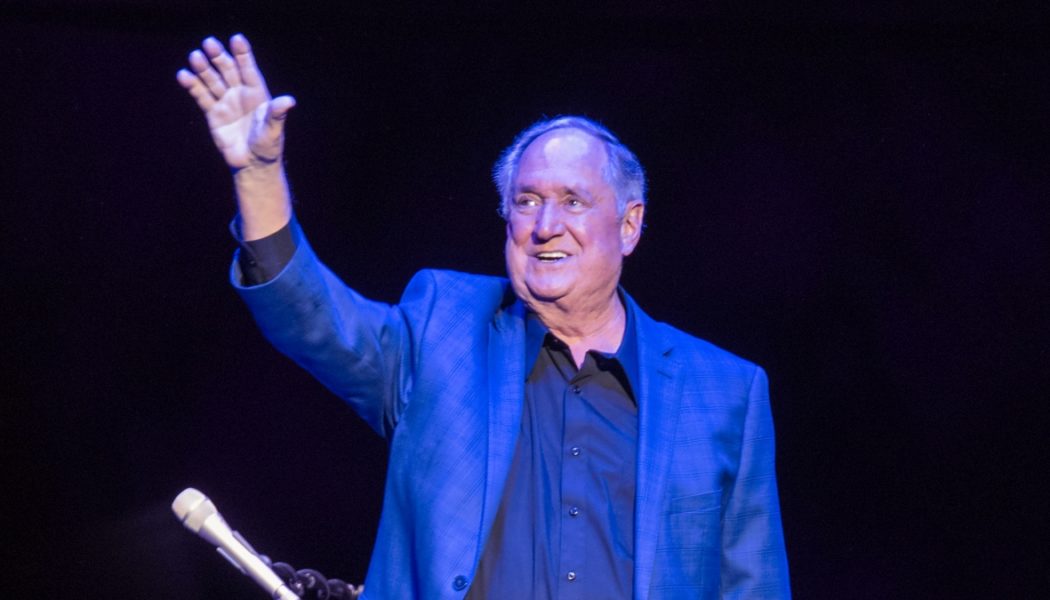Neil Sedaka, "Laughter in the Rain" and "Breaking Up Is Hard to Do" Singer, Dead at 86