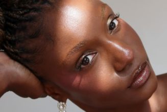 This Blush Trend Pairs Best With a Vintage Nightgown and Secret Garden—How to Create It in 3 Steps