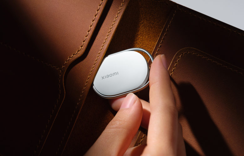 Xiaomi’s tracker doesn’t need a case to clip to your keys