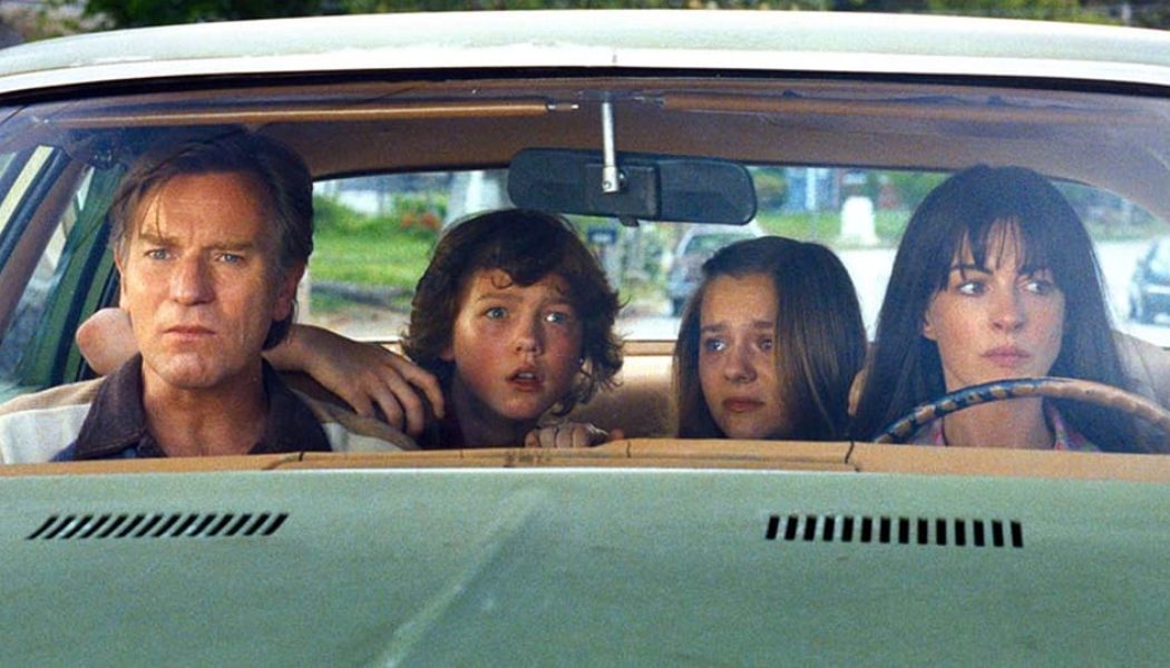 Dinosaurs Invade Suburbia in the First Trailer for 'The End of Oak Street'