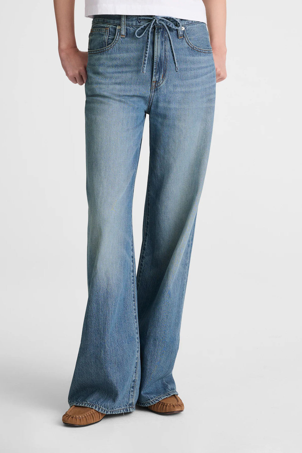 The Ultimate Wide-Leg Jean in Airy Denim