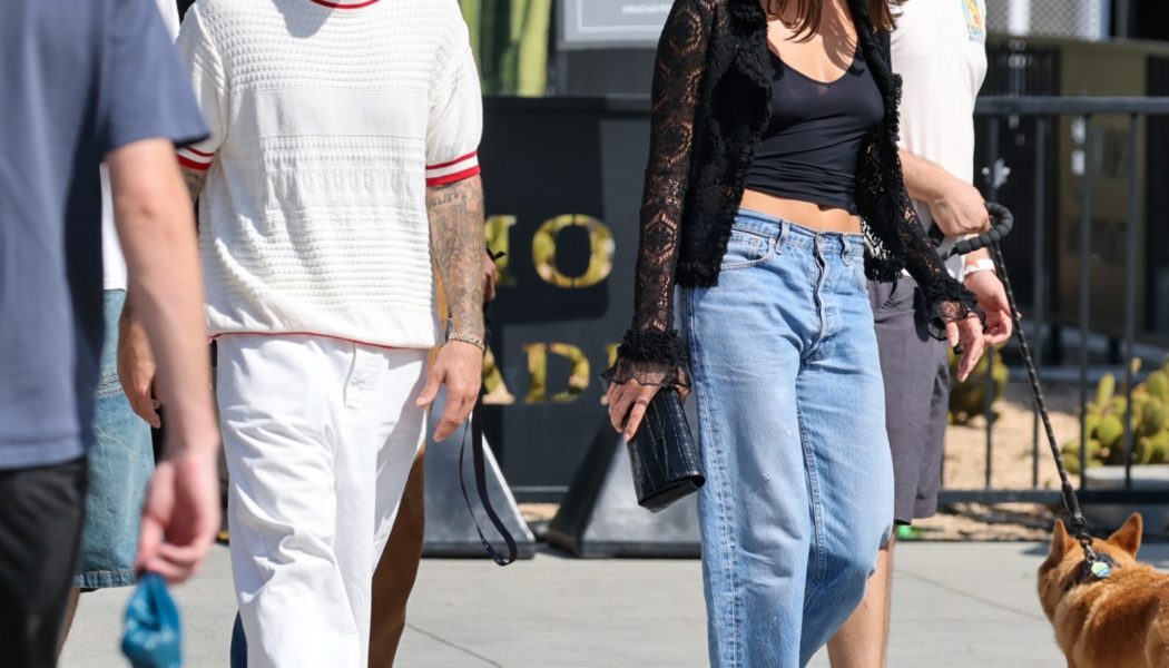 Forget Sneakers—Hailey Just Wore the Spring Shoe Chic Women Wear With Jeans to Look Expensive