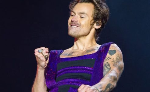Harry Styles’ ‘Kiss All the Time. Disco, Occasionally.’ Debuts at No. 1