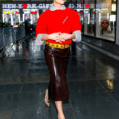 I Know You’re a Fashion Person If You Pair These Two Bold Colors Together for Spring