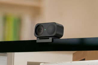 Insta360’s last-gen Link 2C is fantastic 4K webcam now that it’s 20 percent off