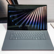 Intel and LG Display may have beaten Apple and Qualcomm with the best laptop battery life ever