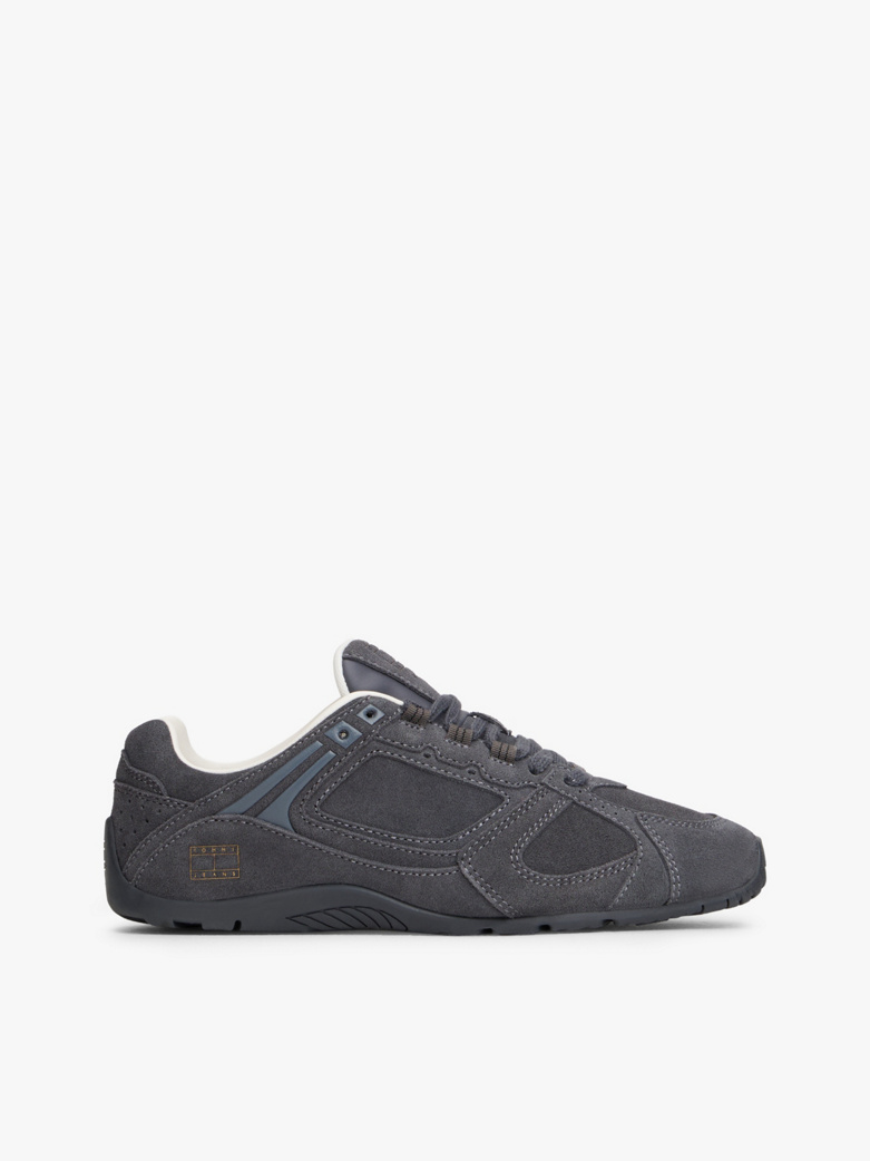 Archive Runner Suede Cleat Low Profile Trainers