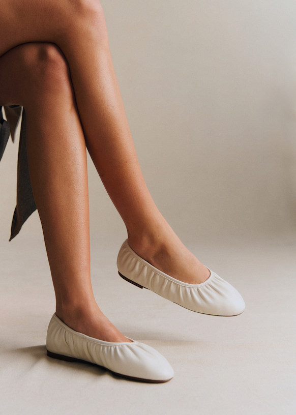 Irina Ballerinas - Smooth Ecru - Smooth Ovine Leather - S&amp;eacute;zane