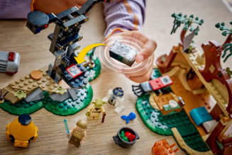Lego’s Smart Brick is here, and it transforms these new Star Wars sets