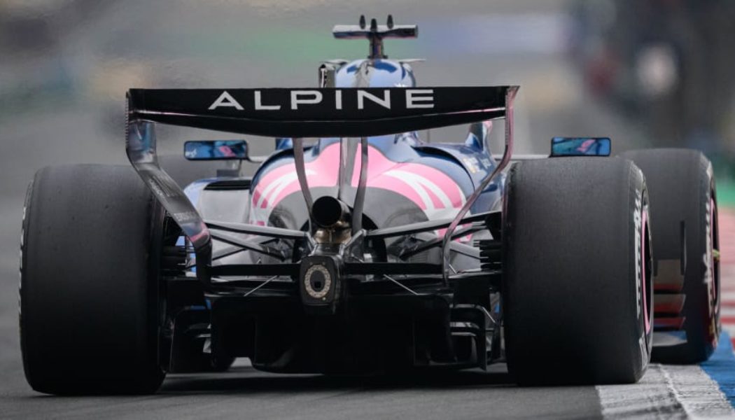 Mercedes Eyes 24% Stake in Alpine F1 Team