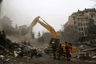 Oil Prices Drop, Stocks Surge Amid Rumors That Iran War Nearing End