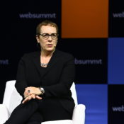 One of Grammarly’s ‘experts’ is suing the company over its identity-stealing AI feature