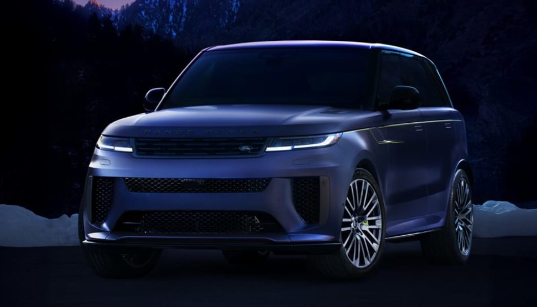 Range Rover Sport SV "Winter Dusk" Edition Is Aimed at an Alpine Luxury Lifestyle